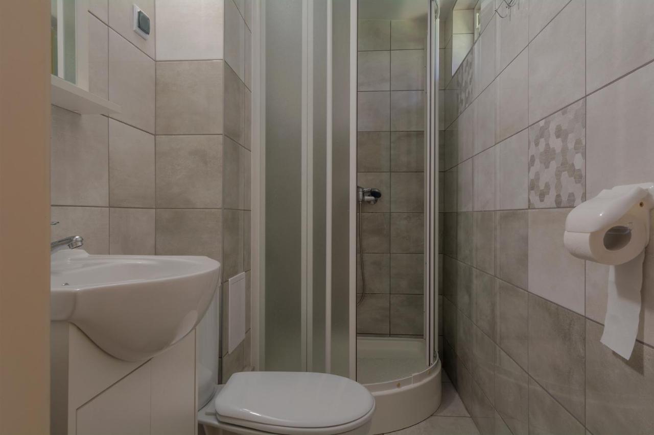 Villa Pawilon 12 à Sulejów Extérieur photo
